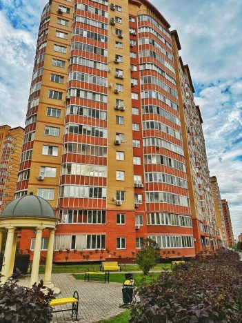 Купить двухкомнатную квартиру в Одинцове. Вариант № 3080894, 40, площадь -  квм, цена 12500000 рублей