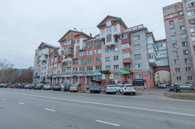 Купить квартиру в Вологодской области. Вариант № 7903724, 48, площадь -  квм, цена 28500000 рублей