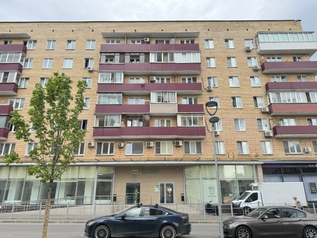 Купить квартиру на улице Ленинградский проспект в Москве. Вариант № 194053, 31, площадь - квм, цена 19999000.0000 рублей