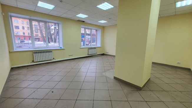 Купить коммерческую недвижимость в Кемерове. Вариант № 9555430, 14, площадь -  квм, цена 21990000 рублей