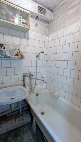 Купить трехкомнатную квартиру на улице Ленинский проспект в Москве. Вариант № 9816402, 8, площадь -  квм, цена 6750000 рублей