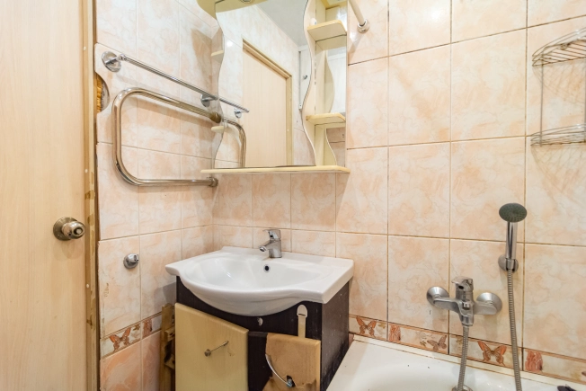 Купить квартиру на улице Дивизионный проезд в Петрозаводске. Вариант № 41486, 25, площадь -  квм, цена 6799000 рублей