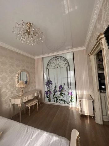 Купить квартиру в Москве. Вариант № 10280281, 3, площадь -  квм, цена 13400000 рублей