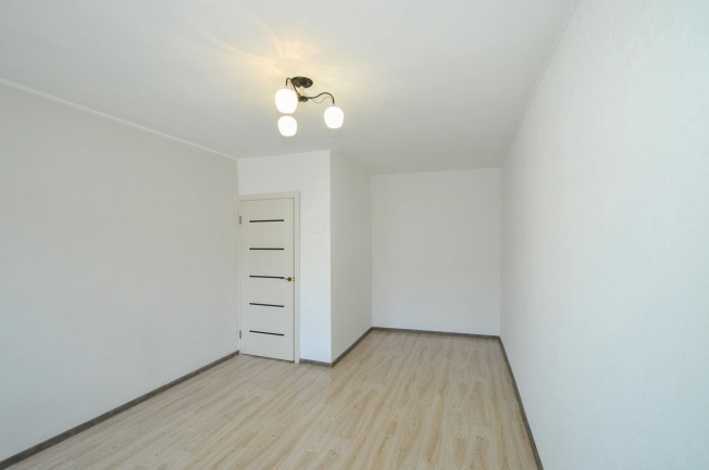 . Вариант № 8148463, 6, площадь - 33.4 квм, цена 4000000 рублей