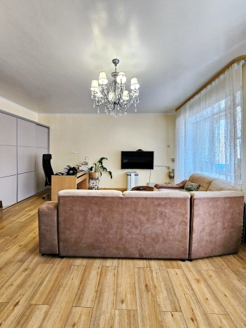 Купить четырехкомнатную квартиру в Кызыле. Вариант № 38750, 1, площадь -  квм, цена 12950000 рублей