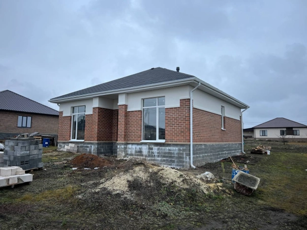 Купить дом на улице Героев Труда в Белгородской области. Вариант № 41613, 4, площадь - квм, цена 8200000 рублей