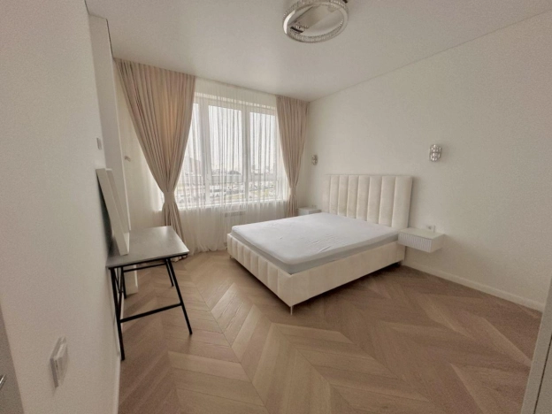 Купить квартиру в Москве. Вариант № 10434894, 25, площадь -  квм, цена 21000000 рублей