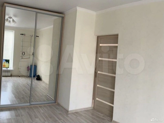 Купить однокомнатную квартиру в Микрорайоне Новый-2 в Белгороде. Вариант № 41618, 3, площадь -  квм, цена 3630000 рублей