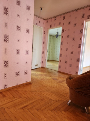 Купить четырехкомнатную квартиру в Воронежской области. Вариант № 43175, 6, площадь -  квм, цена 6330000 рублей