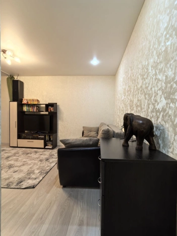 Купить квартиру в Москве. Вариант № 8994729, 3, площадь - квм, цена 15000000 рублей