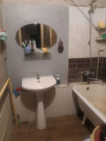 Купить комнату в Нижнем Новгороде. Вариант № 8985658, 4, площадь -  квм, цена 1900000 рублей