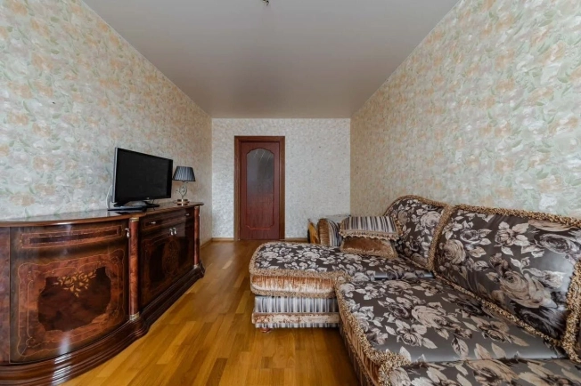 Купить однокомнатную квартиру в районе Московский в Санкт-Петербурге. Вариант № 8209444, 3, площадь -  квм, цена 13795000 рублей