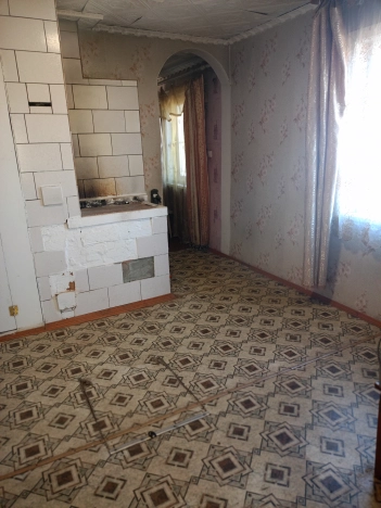 Купить квартиру на вторичке на улице Тюленина в Республике Бурятия. Вариант № 6771164, 3, площадь -  квм, цена 1150000 рублей