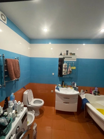 . Вариант № 5876857, 5, площадь - 69.6 квм, цена 10700000 рублей