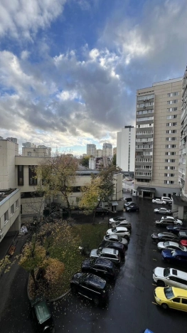 Купить квартиру в Москве. Вариант № 10389444, 17, площадь -  квм, цена 31900000 рублей