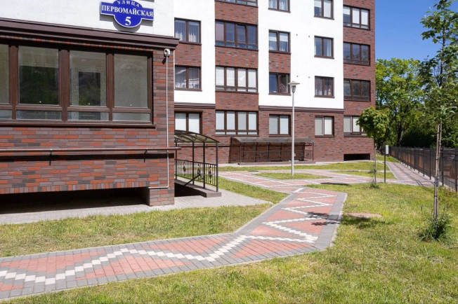 Снять квартиру в районе Ленинградский в Калининграде. Вариант № 10243335, 13, площадь -  квм, цена 25000 рублей