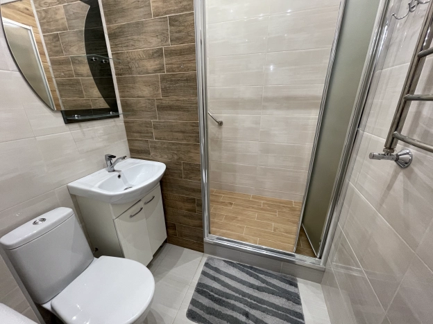 Купить двухкомнатную квартиру на улице Виктора Гакуна в Калининграде. Вариант № 337949, 19, площадь -  квм, цена 9100000 рублей