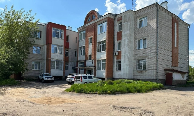 Купить четырехкомнатную квартиру в Иванове. Вариант № 45675, 35, площадь -  квм, цена 11500000 рублей