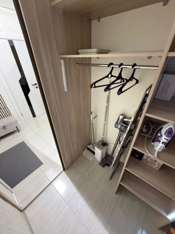 Снять квартиру в Тобольске. Вариант № 9884186, 5, площадь -  квм, цена 65000 рублей