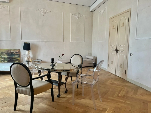 Купить квартиру в Москве. Вариант № 7616921, 8, площадь - квм, цена 95000000 рублей