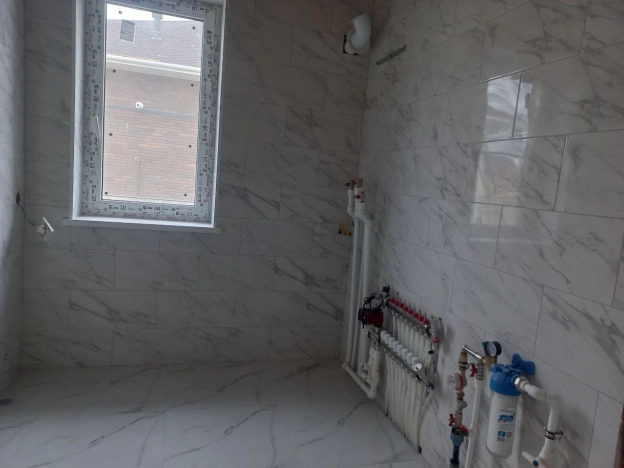 Купить дом на улице Везельская в Белгороде. Вариант № 5870856, 5, площадь -  квм, цена 10200000 рублей