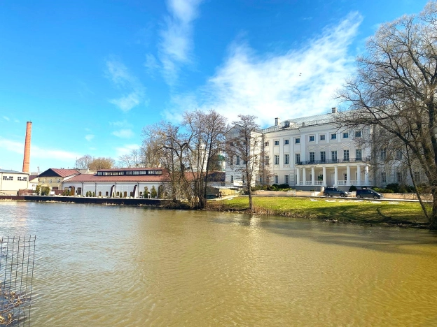 Купить дом в Микрорайоне Черёмушки, Кондрово в Кондрове. Вариант № 36624, 18, площадь -  квм, цена 2200000 рублей