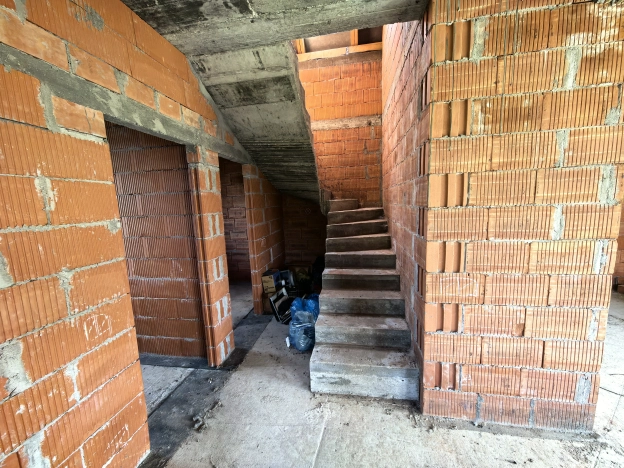 Купить дом на улице Средний переулок в Калининграде. Вариант № 53371, 9, площадь -  квм, цена 6900000 рублей