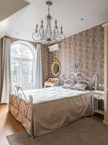 Купить дом в районе Выборгский в Санкт-Петербурге. Вариант № 23826, 17, площадь -  квм, цена 55000000 рублей