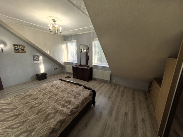 Купить четырехкомнатную квартиру в Калининграде. Вариант № 12834, 10, площадь -  квм, цена 10800000 рублей