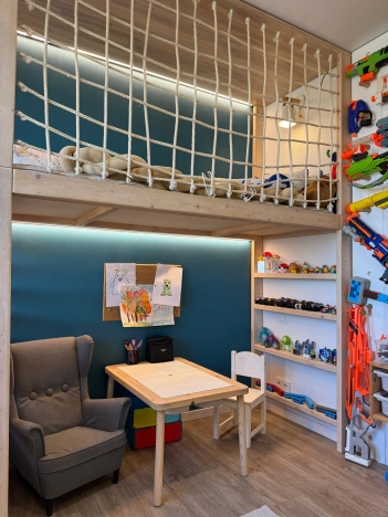 Купить квартиру на вторичке в Иркутске. Вариант № 5557568, 39, площадь -  квм, цена 30993993 рублей