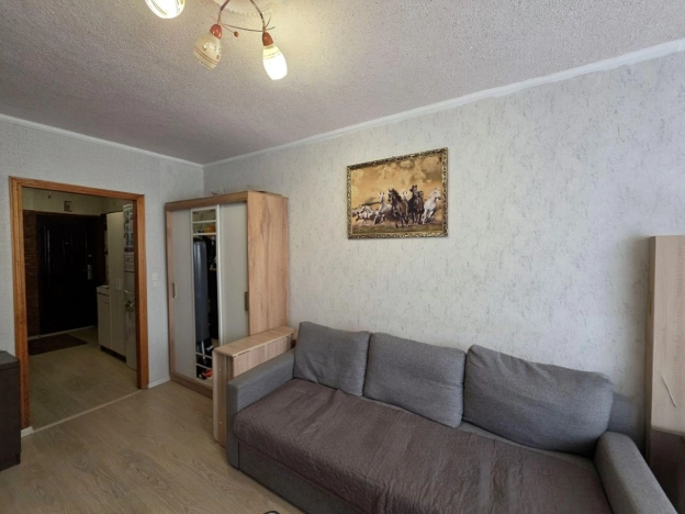 Купить трехкомнатную квартиру на улице Юбилейная в Белгородской области. Вариант № 5500679, 3, площадь -  квм, цена 3990000 рублей