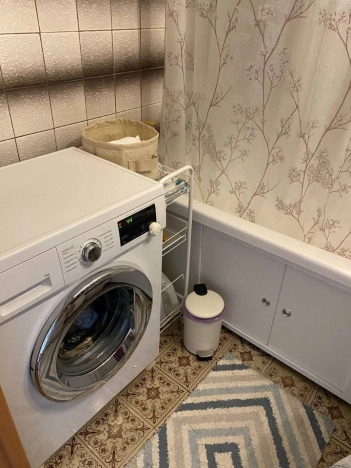 Купить квартиру в Москве. Вариант № 7554839, 37, площадь -  квм, цена 16400000 рублей