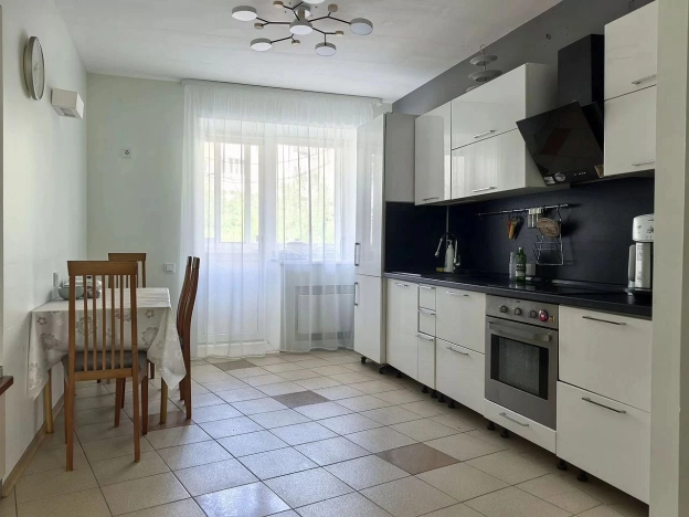 Купить квартиру на улице Ермаковская в Улан-Удэ. Вариант № 1993660, 8, площадь -  квм, цена 19000000 рублей