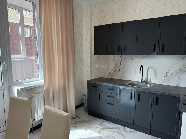 Купить однокомнатную квартиру в районе Кировский в Ростове-на-Дону. Вариант № 45633, 8, площадь -  квм, цена 6800000 рублей