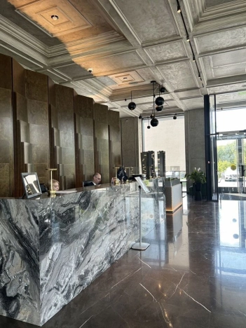 Купить квартиру в Москве. Вариант № 9321608, 25, площадь -  квм, цена 37000000 рублей