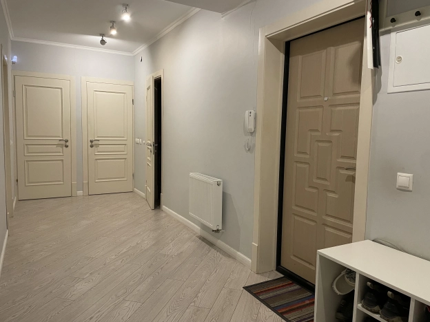 Купить трехкомнатную квартиру в районе Центральный в Калининграде. Вариант № 5957, 25, площадь -  квм, цена 13500000 рублей