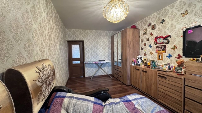 . Вариант № 34608, 5, площадь - 75 квм, цена 10500000 рублей