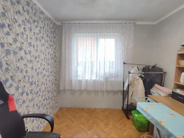 Купить дом на улице Совхозная в Тюменской области. Вариант № 8854245, 6, площадь -  квм, цена 2800000 рублей