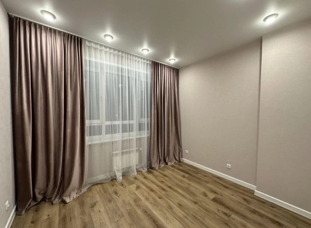 Снять квартиру у метро Площадь Гарина-Михайловского в Новосибирске. Вариант № 8909270, 5, площадь -  квм, цена 80000 рублей