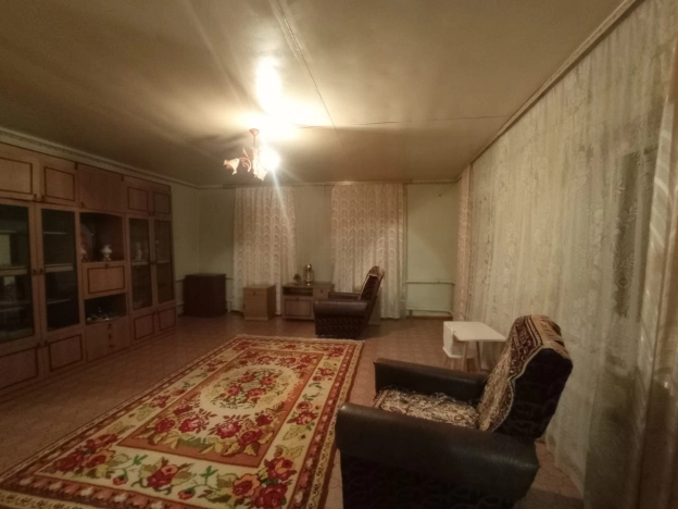 Купить дом в Элисте. Вариант № 10301104, 3, площадь -  квм, цена 8500000 рублей