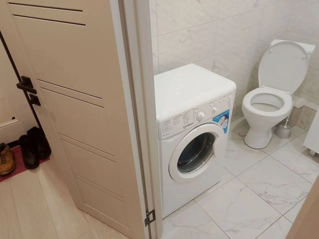 Купить однокомнатную квартиру в Ростовской области. Вариант № 10031144, 10, площадь -  квм, цена 5100000 рублей