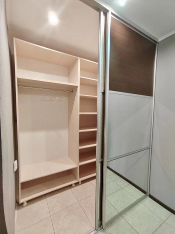 Купить двухкомнатную квартиру в Ростовской области. Вариант № 9462376, 7, площадь -  квм, цена 7950000 рублей