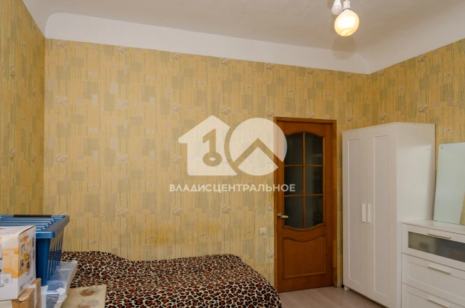 Купить квартиру в районе Железнодорожный в Новосибирске. Вариант № 51823, 6, площадь -  квм, цена 9630000 рублей