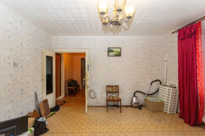 Купить квартиру в Тобольске. Вариант № 8418244, 8, площадь -  квм, цена 4100000 рублей