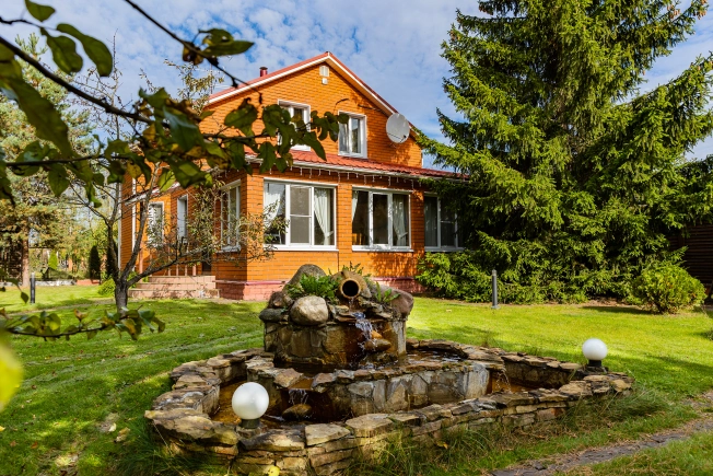 Купить дом в Москве. Вариант № 8956686, 0, площадь -  квм, цена 29000000 рублей