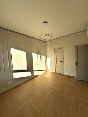 Купить квартиру в Москве. Вариант № 10307576, 10, площадь -  квм, цена 38000000 рублей