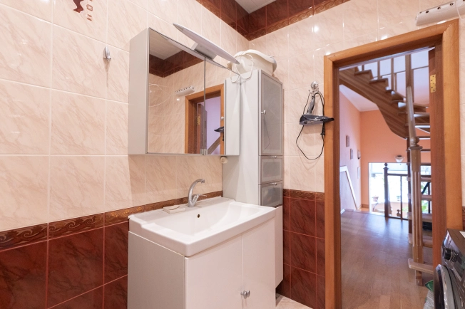 Купить таунхаус в Москве. Вариант № 8875, 20, площадь -  квм, цена 22400000 рублей