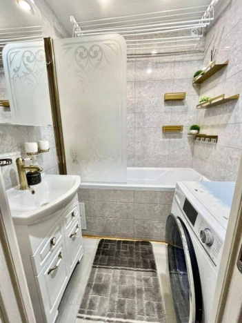 Купить квартиру в Москве. Вариант № 10011784, 10, площадь -  квм, цена 19100000 рублей