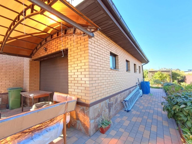 Купить дом на улице Везельская в Белгороде. Вариант № 5551059, 6, площадь -  квм, цена 18400000 рублей