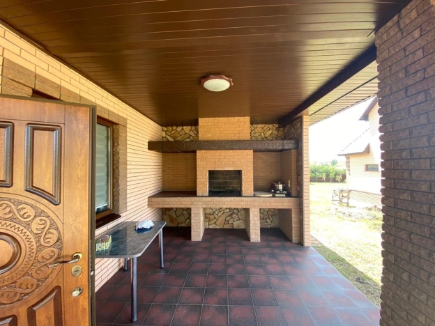 Купить дом на улице Суворова в Белгородской области. Вариант № 403181, 8, площадь -  квм, цена 9200000 рублей